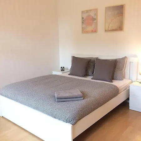 Apartamento In It District Neustadt Louisenstrasse *